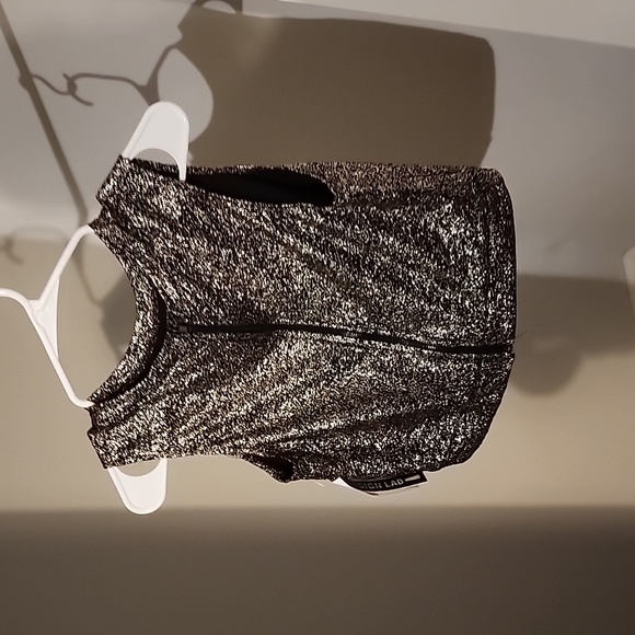 Gold and Black Sparkly Crop Top - Picture 2 of 5